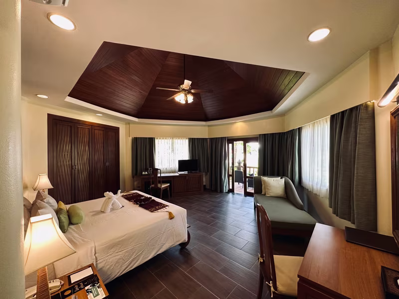Luxury Pool Villa